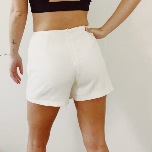 White skort - Picture 4 of 5